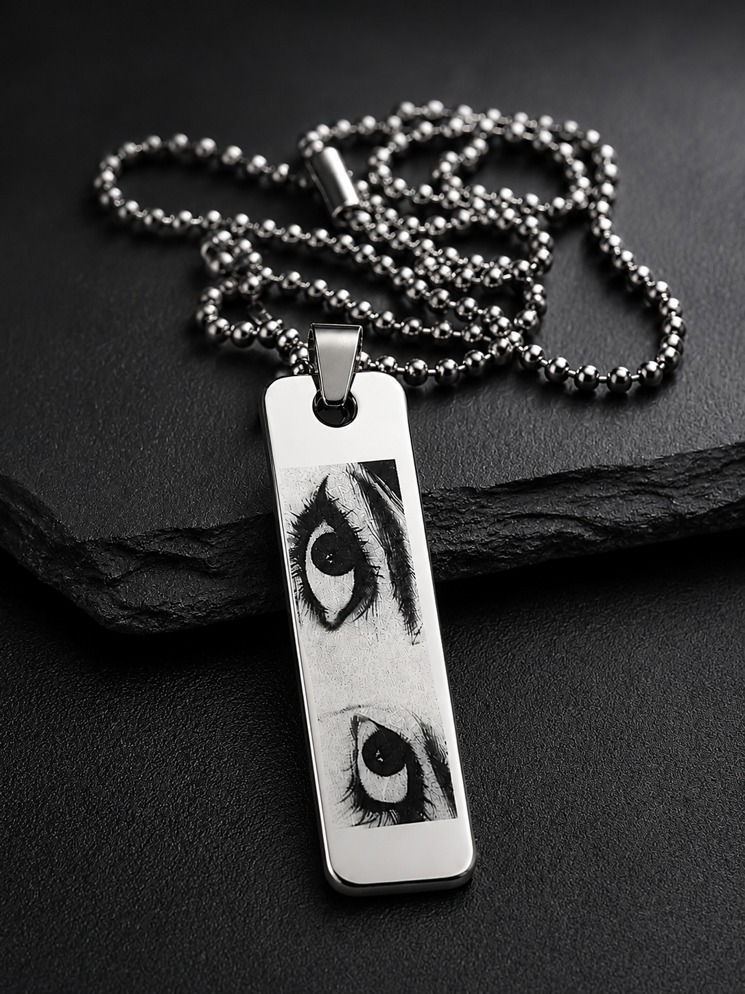 Eye Engraving Pendant Chain